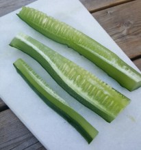 Så här vacker blir gurkan om man fryser den lite innan!